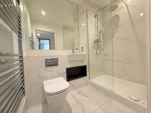 Photo 6- click for photo gallery